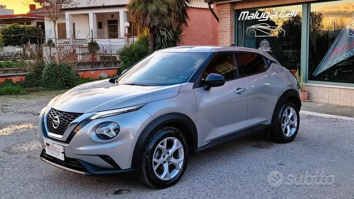 Usata Nissan Juke N-Connecta 114 CV (83 kW) 2022 Marrone SUV