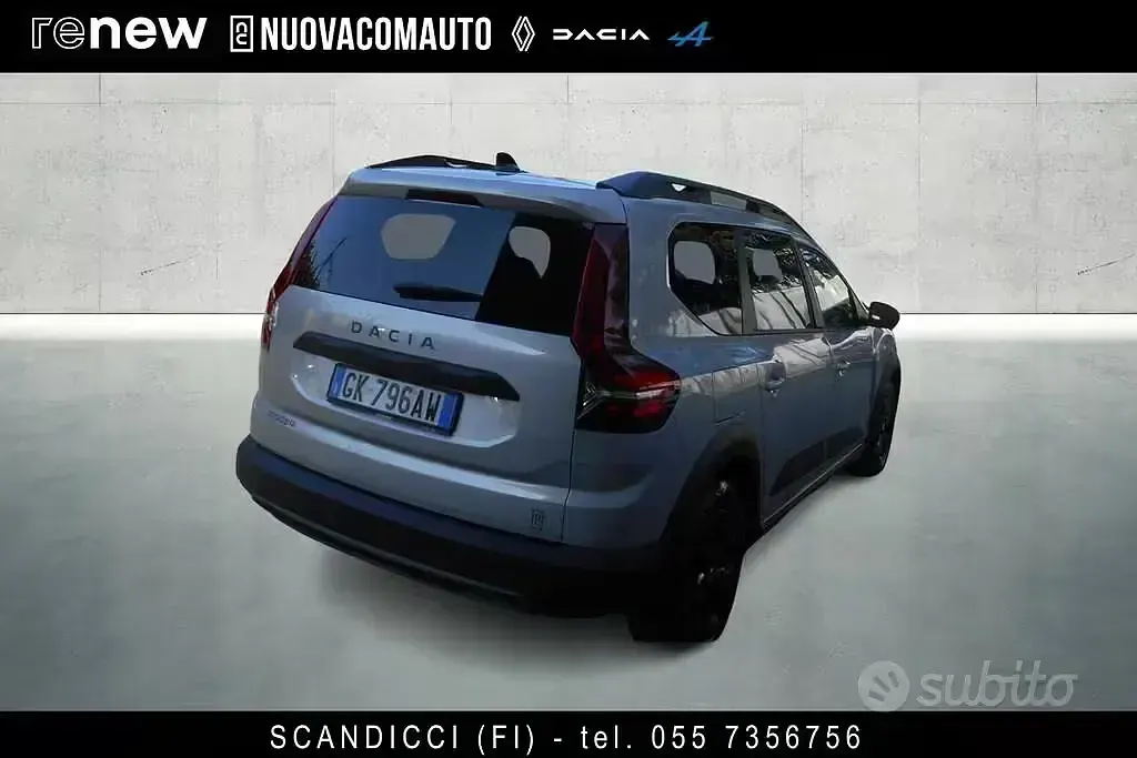 Usata Dacia Jogger Extreme 101 CV (74 kW) 2022 Argento Monovolume