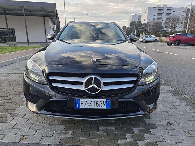 Usata Mercedes C180 122 CV (89 kW) 2019 Station wagon
