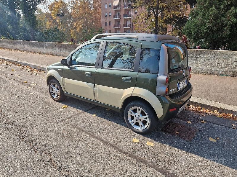 Usata Fiat Panda 77 CV (56 kW) 2009 Verde Berlina