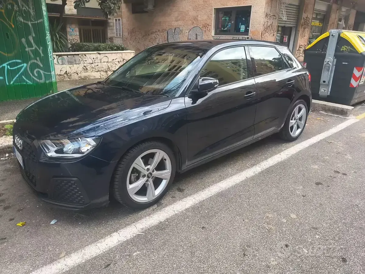 Usata Audi A1 90 CV (66 kW) 2020 Blu SUV