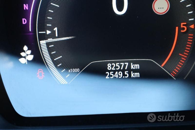 Usata Renault Koleos Business 150 CV (110 kW) 2021 Argento(met.) SUV