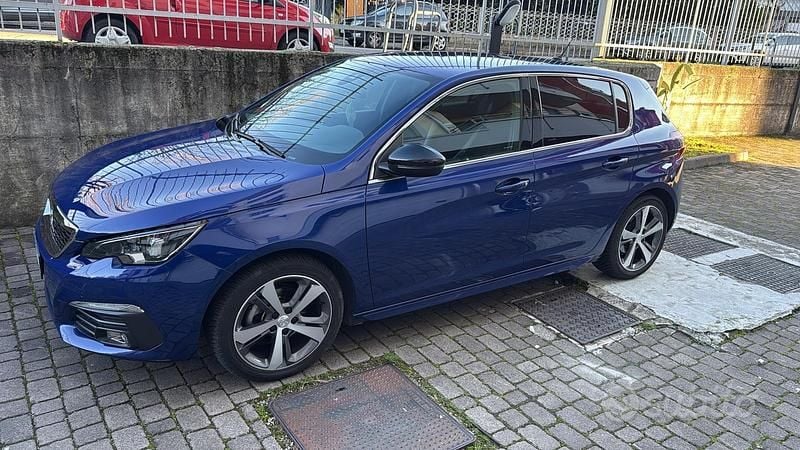 Usata Peugeot 308 GT-line 131 CV (96 kW) 2019 Blu Berlina