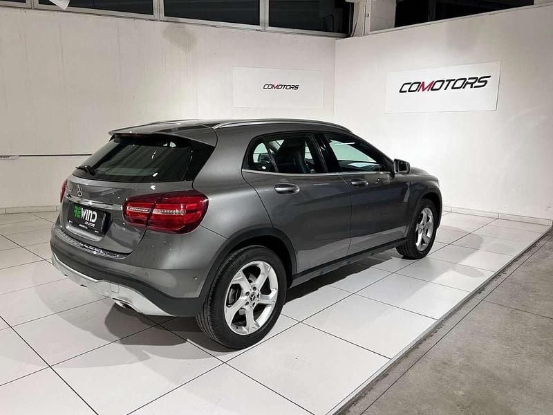 Usata Mercedes GLA200 Executive 136 CV (100 kW) 2019 Grigio SUV