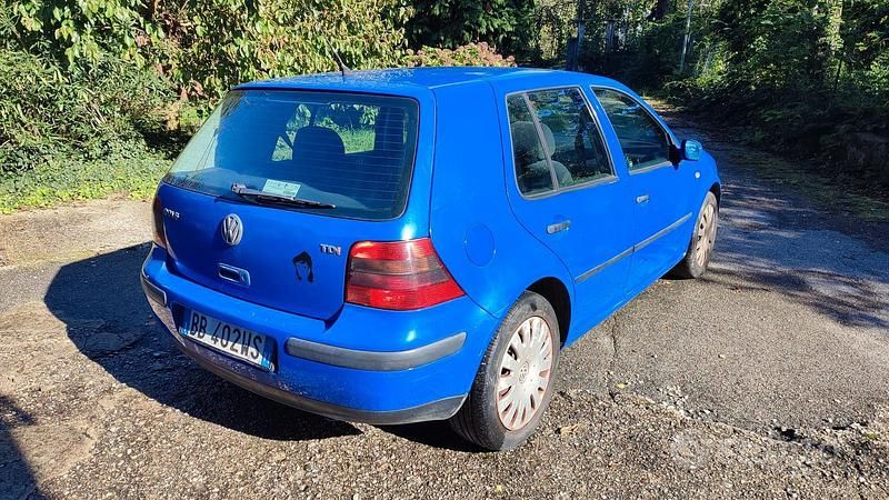 Usata VW Golf 90 CV (66 kW) 1999 Berlina