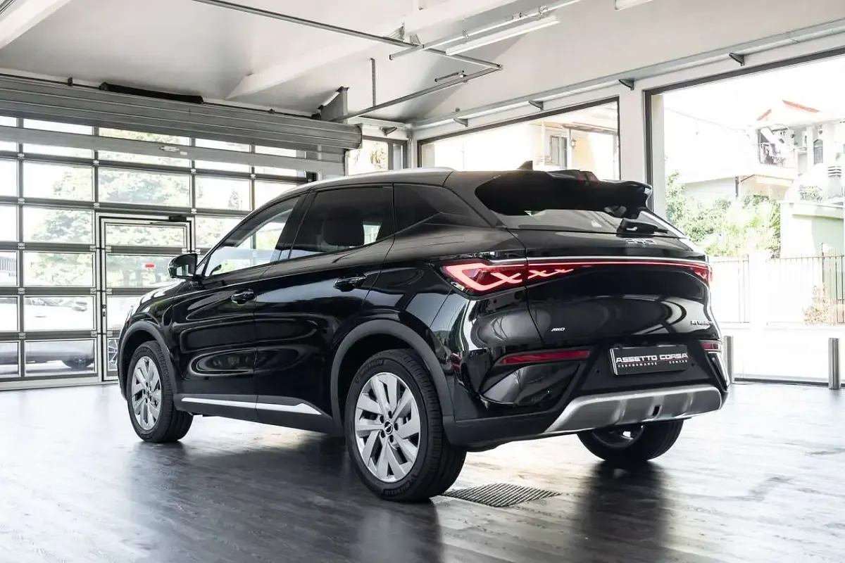 Nuova BYD Atto 3 105 kW (143 CV) 2026 Obsidian black SUV