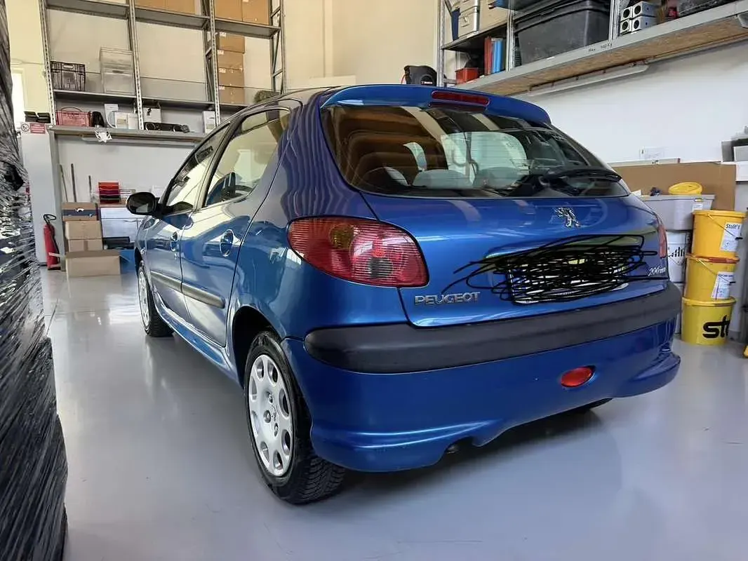 Usata Peugeot 206 S 68 CV (50 kW) 2004 Blu Berlina