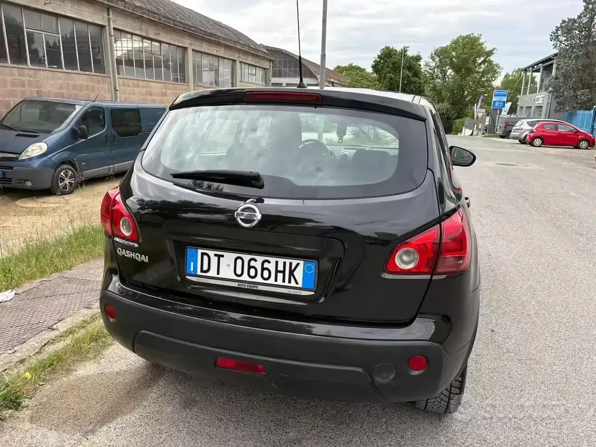 Usata Nissan Qashqai Acenta 115 CV (84 kW) 2009 Blu SUV