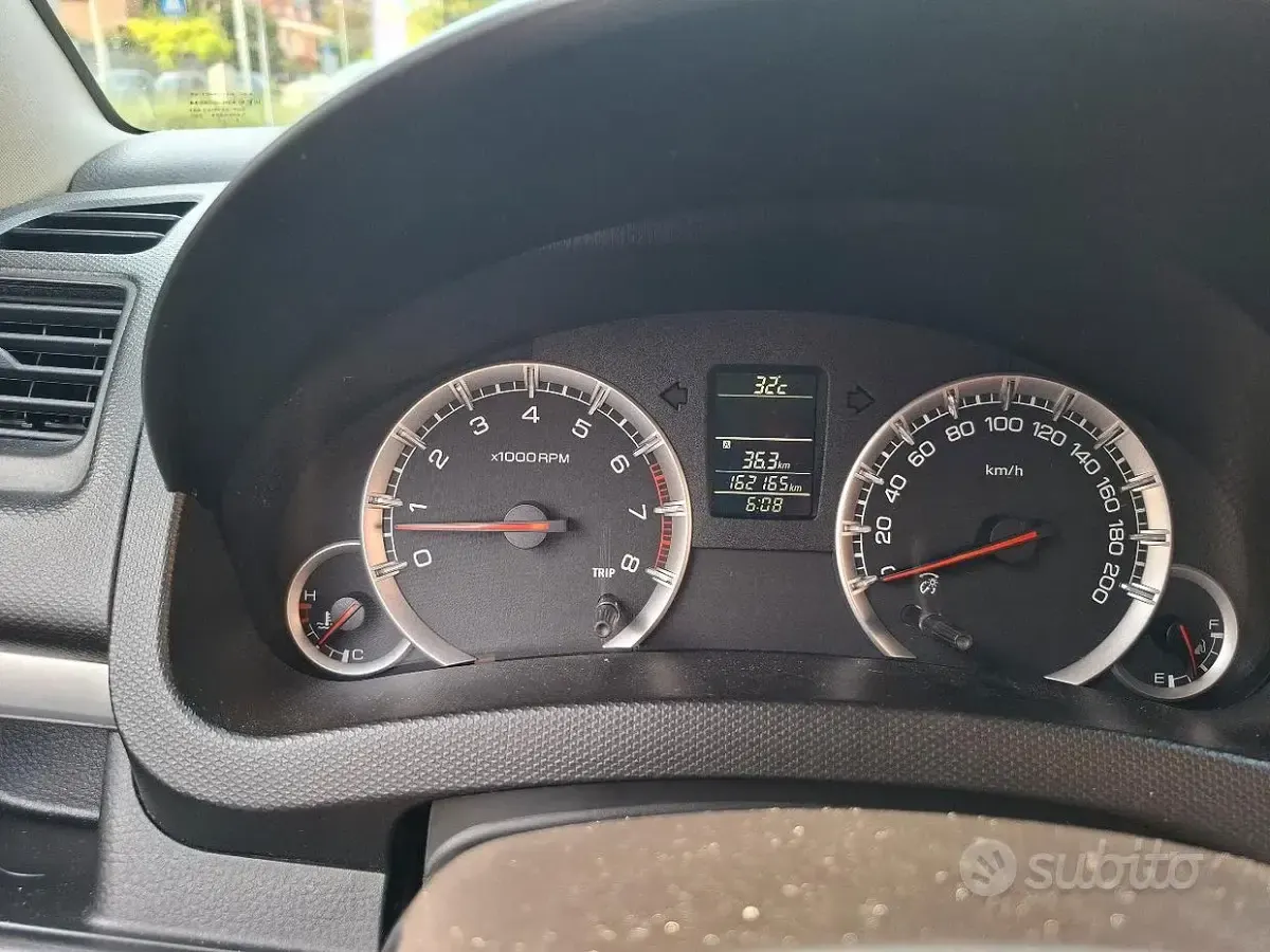 Usata Suzuki Swift 90 CV (66 kW) 2015 Grigio Utilitaria