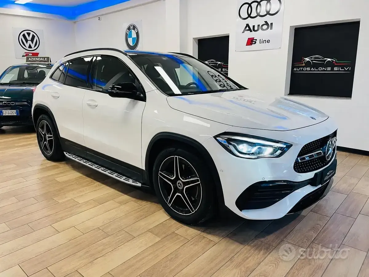 Usata Mercedes A200 AMG line 150 CV (110 kW) 2021 Bianco Berlina