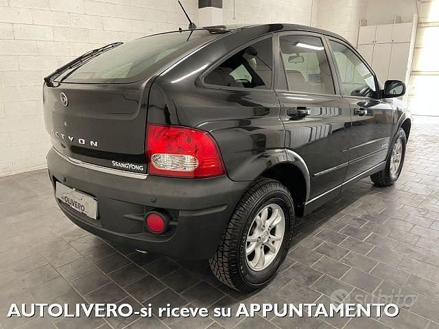 Usata SsangYong Actyon 141 CV (103 kW) 2007 Nero SUV