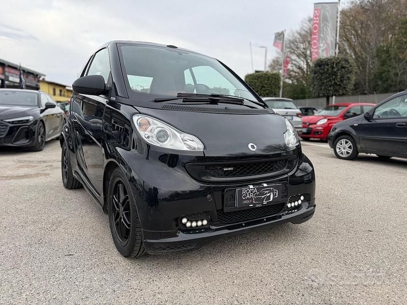 Nero Usata 2011 Smart ForTwo Cabrio Brabus Xclusive Cabrio | 9500 € (Buon prezzo) - Immagine 1/4