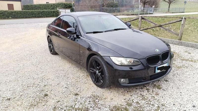 Usata BMW 320 177 CV (130 kW) 2009 Coupé
