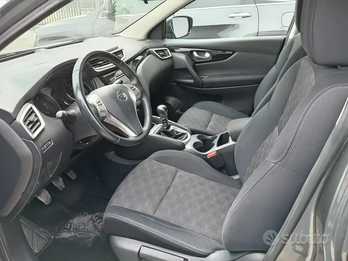 Usata Nissan Qashqai 131 CV (96 kW) 2015 SUV