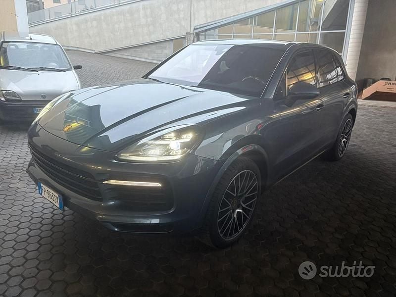 Usata Porsche Cayenne 441 CV (324 kW) 2018 Blu SUV