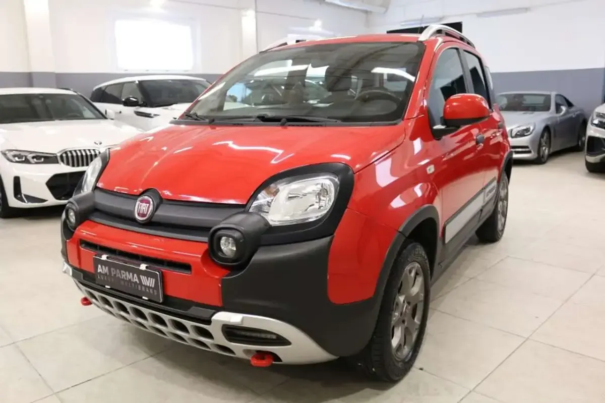 Usata Fiat Panda Cross Cross 90 CV (66 kW) 2018 Rosso Utilitaria