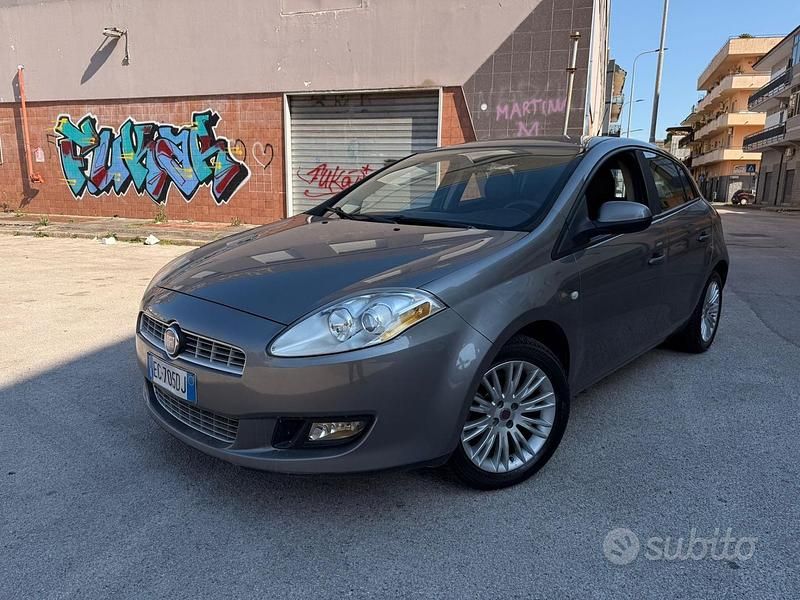 Usata Fiat Bravo Active 105 CV (77 kW) 2011 Grigio Utilitaria