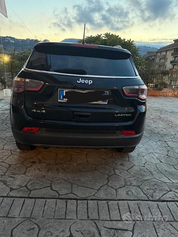 Usata Jeep Compass 140 CV (102 kW) 2020 Nero SUV