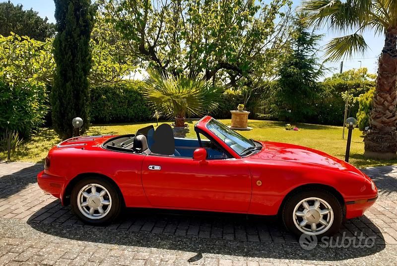 Usata Mazda MX5 116 CV (85 kW) 1990 Rosso Cabrio
