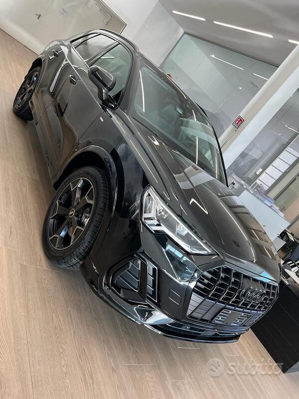 Usato 2022 Audi Q3 1.4 Benzin 150 CV (40.000 €)