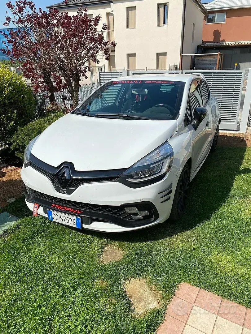 Usata Renault Clio R.S. 220 CV (161 kW) 2018 Bianco Berlina