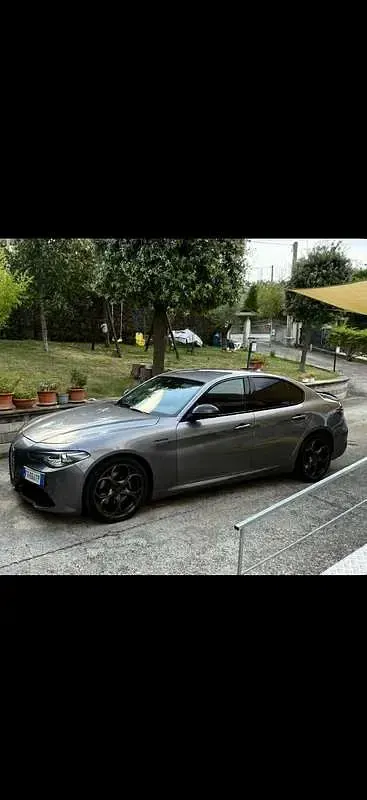 Usata Alfa Romeo Giulia Veloce 211 CV (155 kW) 2017 Grigio Berlina