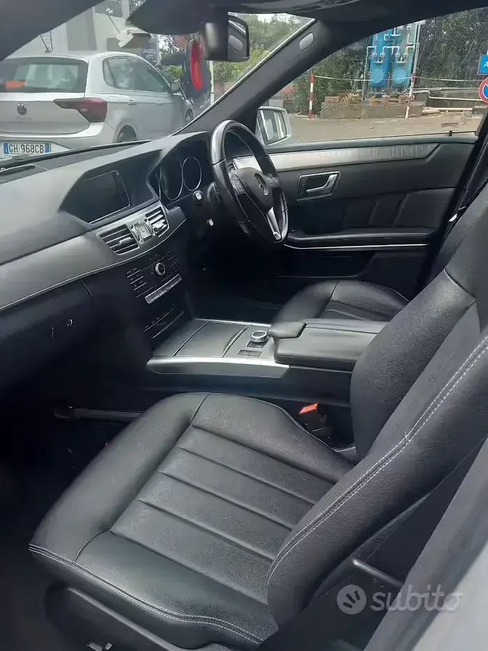 Usata Mercedes E220 170 CV (125 kW) 2016 Grigio Station wagon