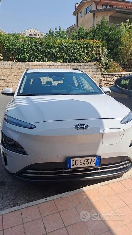 Usata Hyundai Kona 38 kW (53 CV) 2022 SUV