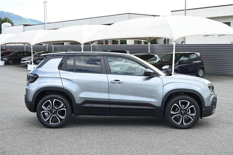 Usata Jeep Avenger Summit 101 CV (74 kW) 2024 Grigio SUV