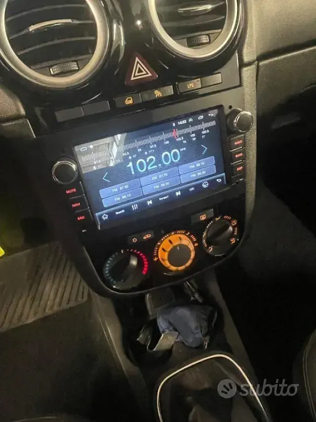 Usata Opel Corsa Enjoy 84 CV (61 kW) 2014 Grigio Utilitaria