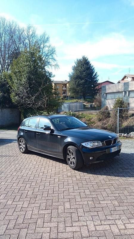 Usata BMW 116 116 CV (85 kW) 2004 Nero Utilitaria