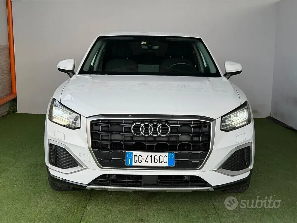 Usata Audi Q2 Admired 116 CV (85 kW) 2021 Bianco SUV