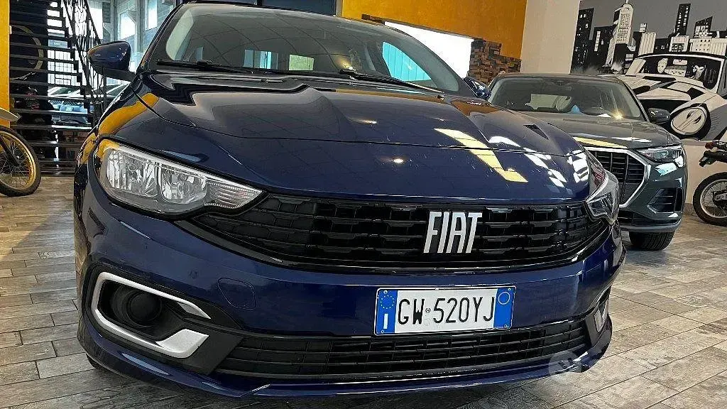 Occasion Fiat Tipo S 131 ch (96 kW) 2024 Bleue Berline