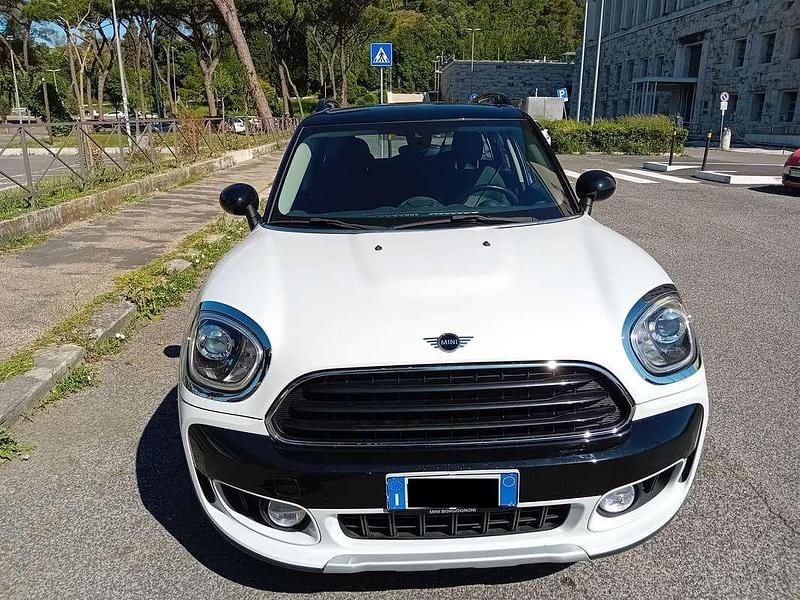 Begagnad Mini Cooper Countryman 136 HK (100 kW) 2019 Vit SUV