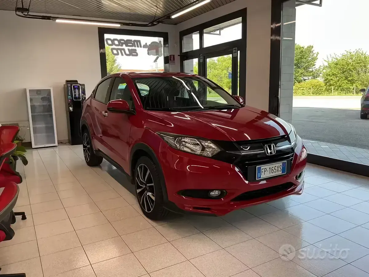 Usata Honda HR-V 120 CV (88 kW) 2018 Rosso SUV