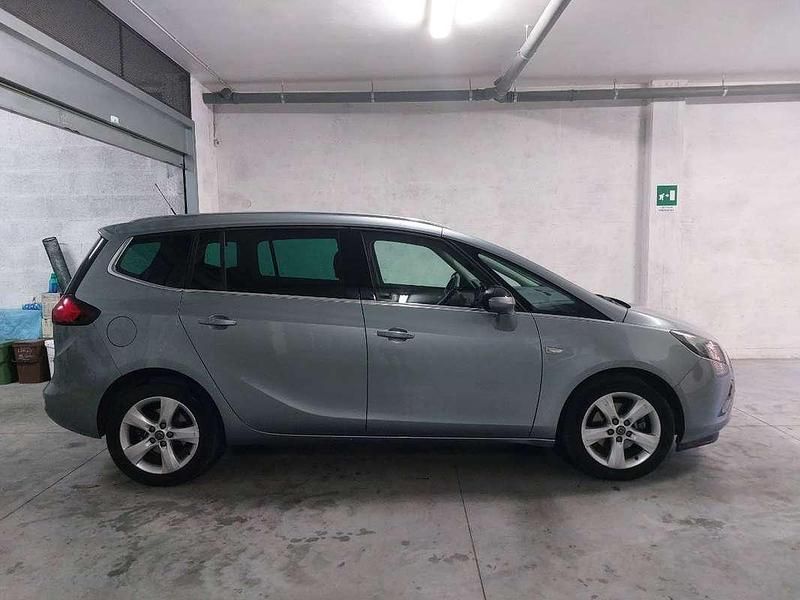 Usata Opel Zafira Tourer 150 CV (110 kW) 2014 Argento Monovolume