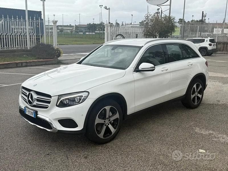Usata Mercedes GLC220 170 CV (125 kW) 2016 Bianco SUV