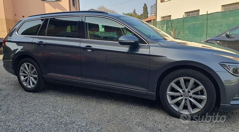 Usata VW Passat 2017 Grigio Station wagon