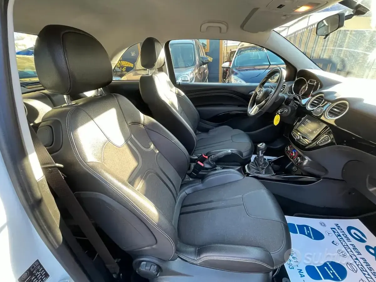 Usata Opel Adam 87 CV (63 kW) 2017 Bianco Utilitaria