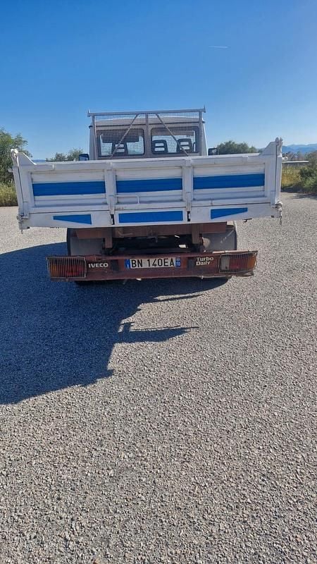 Usata Iveco Daily 103 CV (75 kW) 2000 Bianco