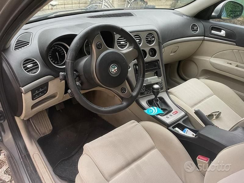 Usata Alfa Romeo 159 170 CV (125 kW) 2009 Grigio Berlina