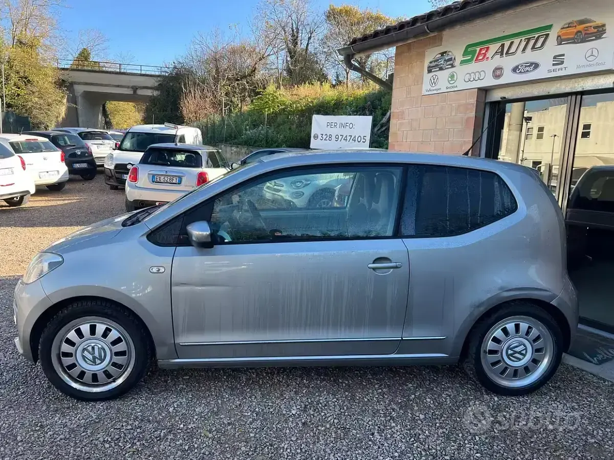Usata VW up! 75 CV (55 kW) 2013 Grigio Utilitaria