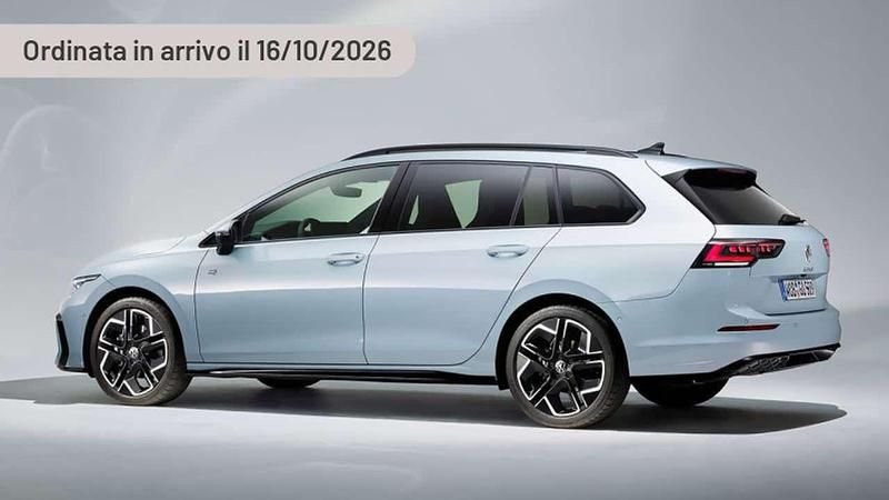 Usata VW Golf VIII Style 116 CV (85 kW) 2024 Argento Station wagon