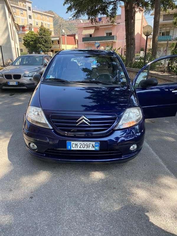 Usata 2002 Citroën C3 Exclusive Due volumi | 899 € (Ottimo prezzo) - Immagine 1/4