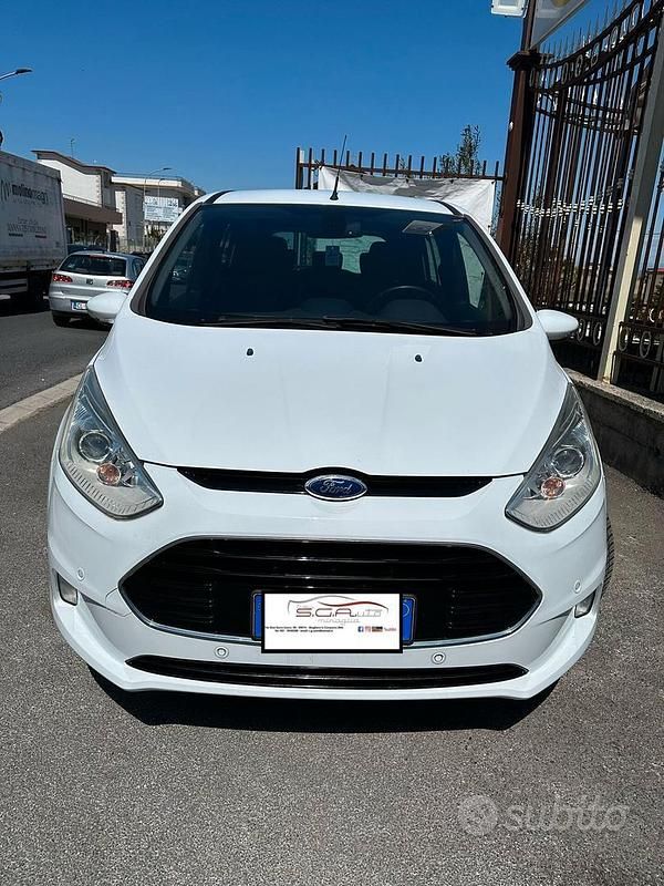 Usata Ford B-MAX Titanium 90 CV (66 kW) 2013 Bianco Monovolume