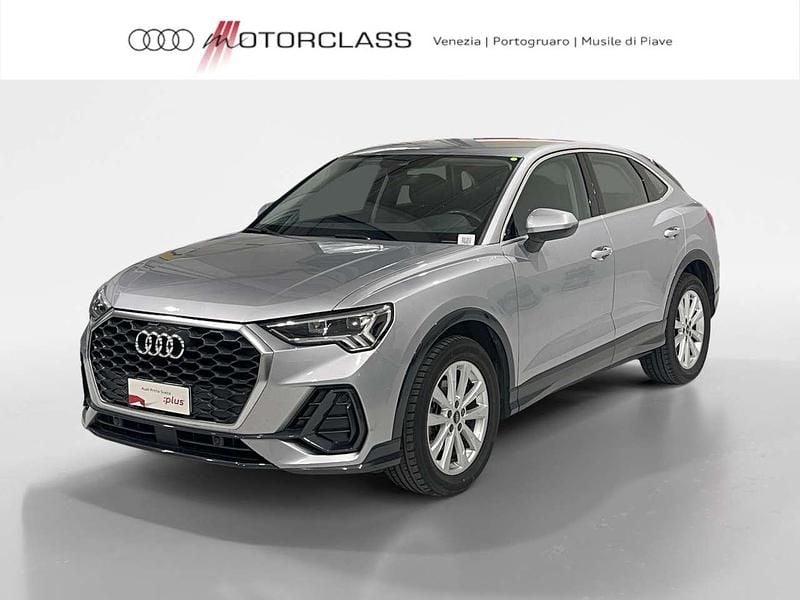 Usata Audi Q3 Sportback Business Plus 150 CV (110 kW) 2022 Argento metallizzato SUV