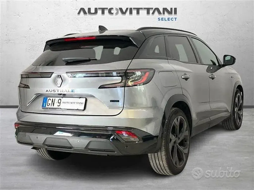 Usata Renault Austral Techno 200 CV (147 kW) 2023 Grigio scuro SUV