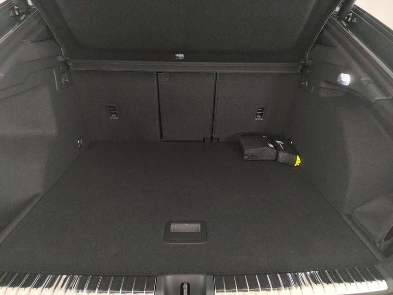 Nuova Audi Q3 Sportback S-Line 150 CV (110 kW) 2026 Verde SUV