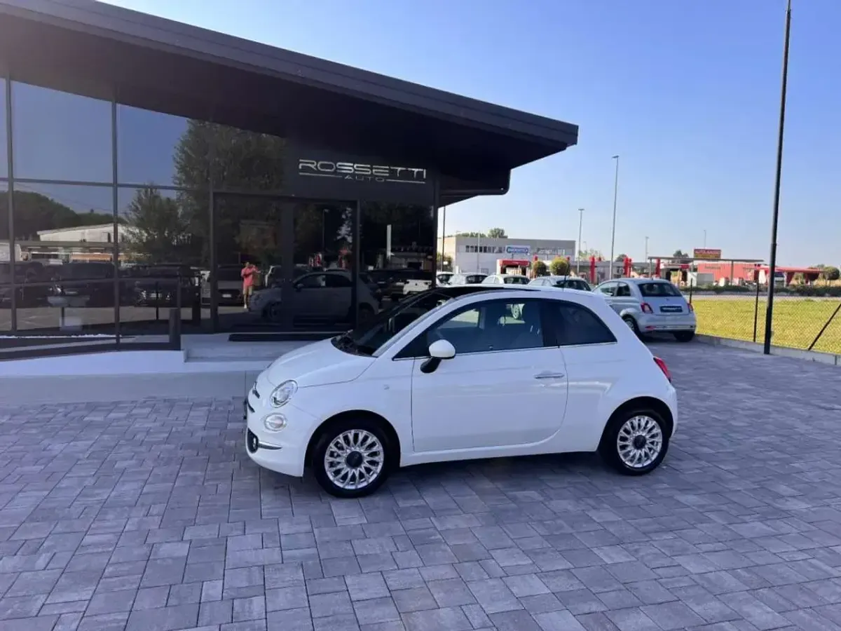 Usata Fiat 500 Dolcevita 69 CV (50 kW) 2024 Bianco Utilitaria
