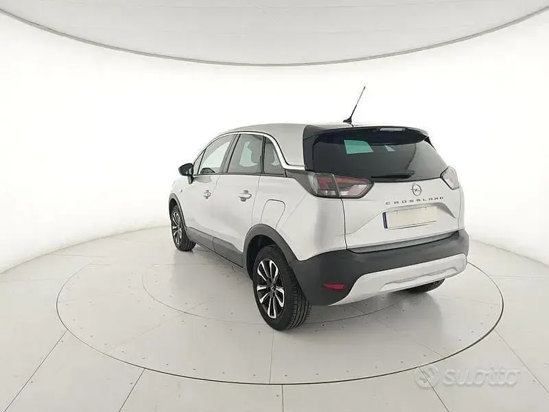 Usata Opel Crossland S 110 CV (80 kW) 2024 Grigio SUV
